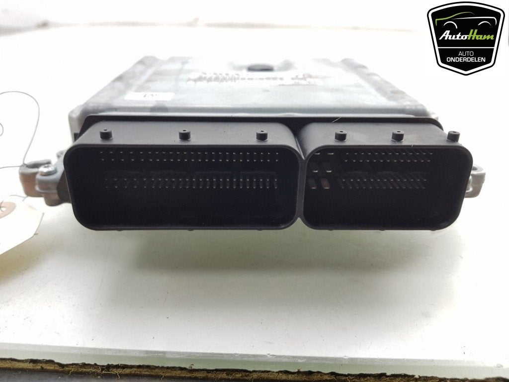 CALCULATEUR MOTEUR ECU Volvo V70 (BW) (01-2007/04-2016), Robert Bosch AG, Robert-Bosch-Allee 1
74232  Abstatt, DE, Engineering@bosch.com