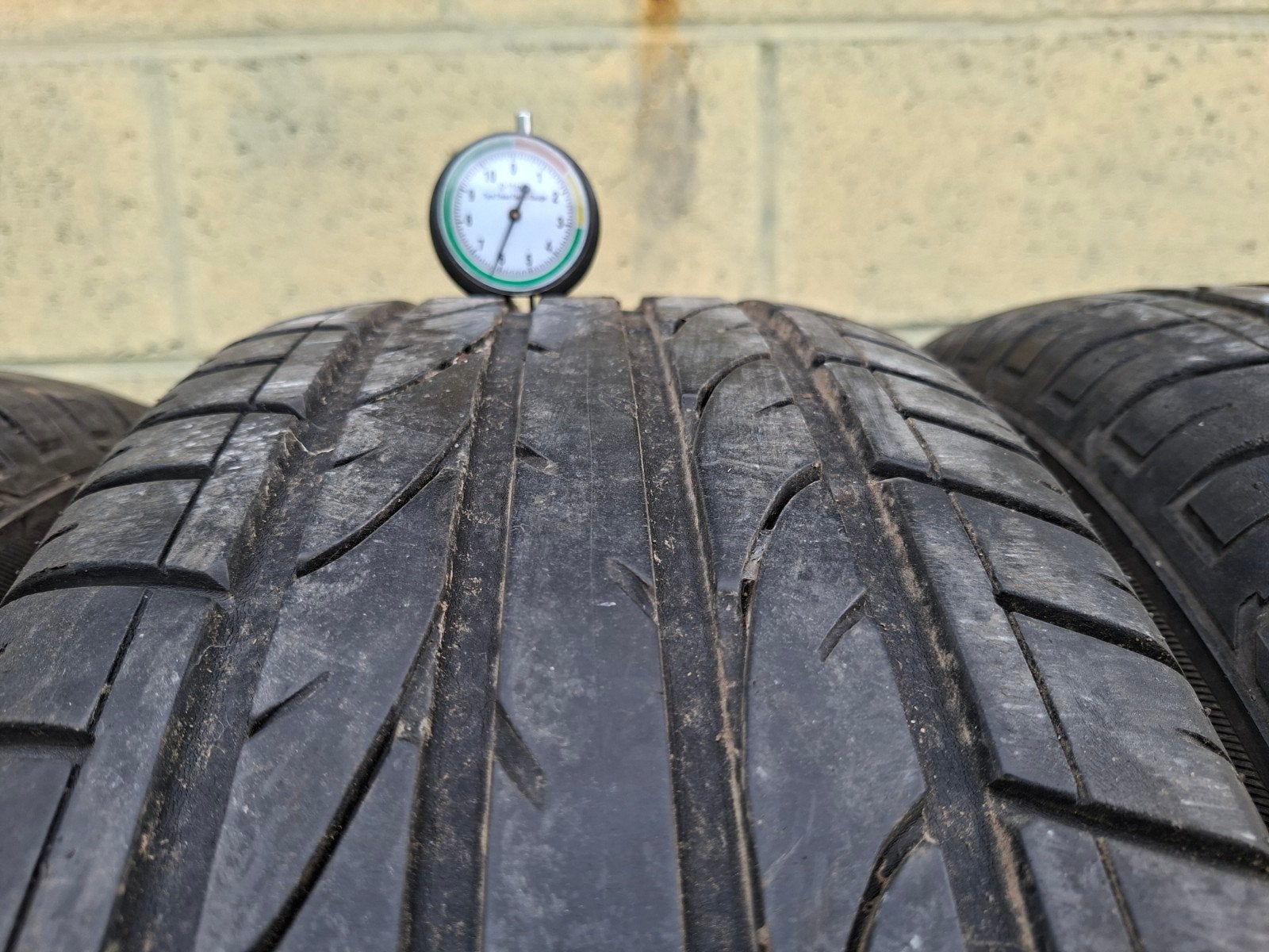 4 pneus 235/55 R17, Pneus été, Enlèvement, Pneu(s), 17 pouces