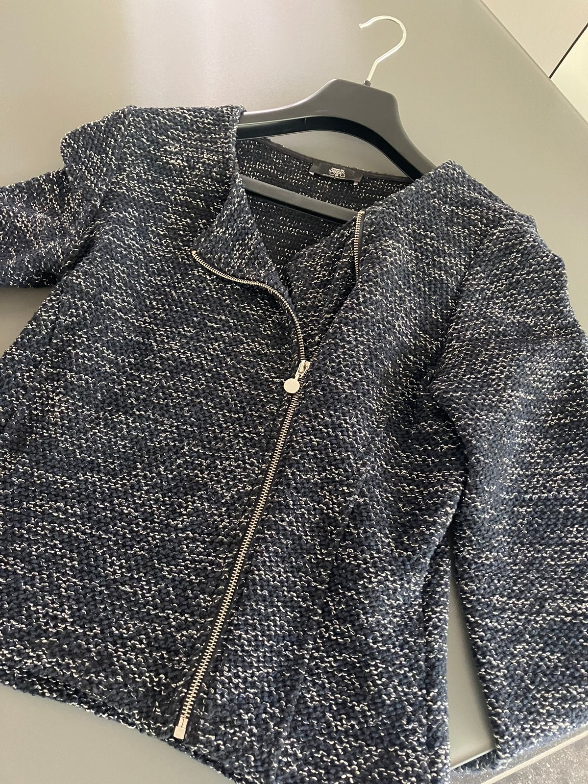 Vestje blauw, maat M, Nieuwstaat., Ophalen of Verzenden, Zo goed als nieuw, Maat 38/40 (M), Blauw