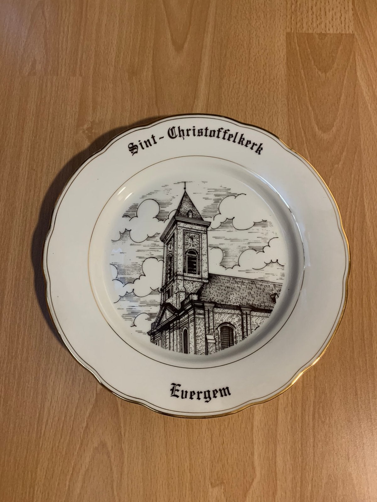 Porseleinen bord van Evergem (1985), Antiek en Kunst, Ophalen of Verzenden