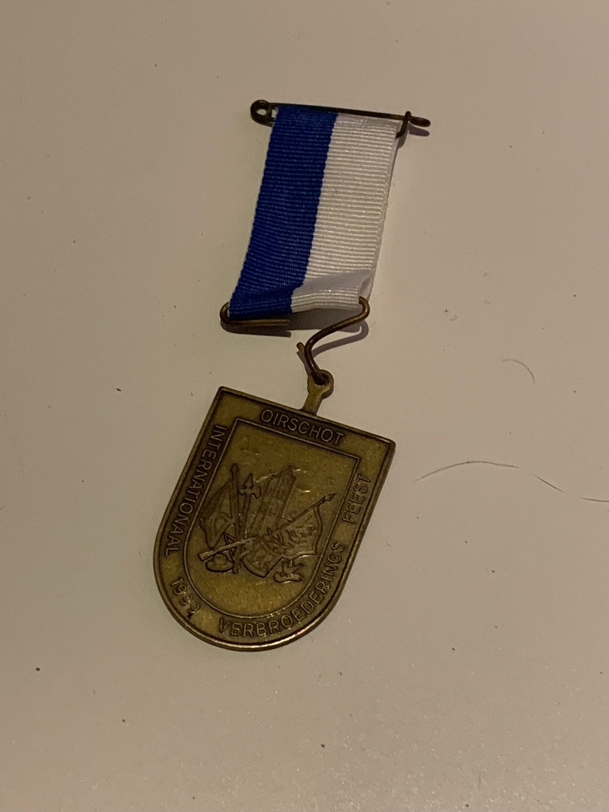 Medaille internationaal verbroederingsfeest Oirschot 1999, Postzegels en Munten, Ophalen of Verzenden