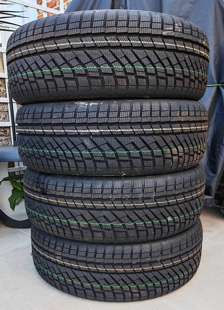 4 Pneus Falken Eurowinter 235/55 R18 neufs, Neuf, Pneus hiver, Véhicule de tourisme, Enlèvement
