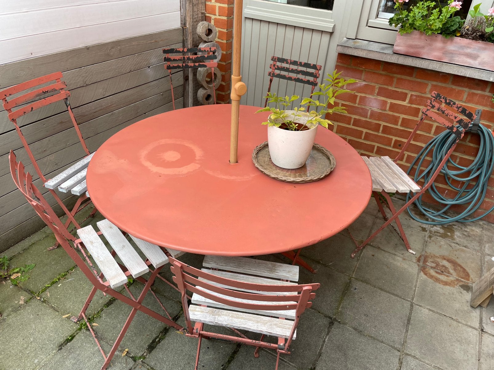Table de 6/7personnes et 6 chaises ANTIQUITE, Enlèvement, Utilisé, Autres matériaux, Sets de jardin
