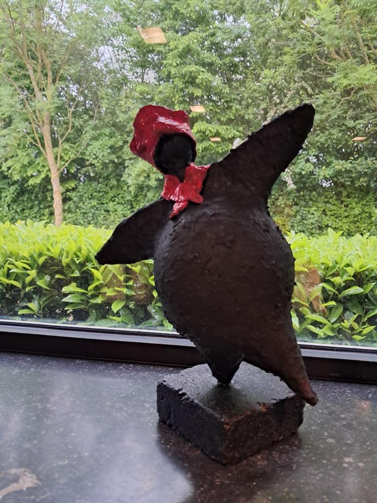 Kunstwerk in papier maché, op sokkel, Antiek en Kunst, Ophalen of Verzenden, Op sokkel
