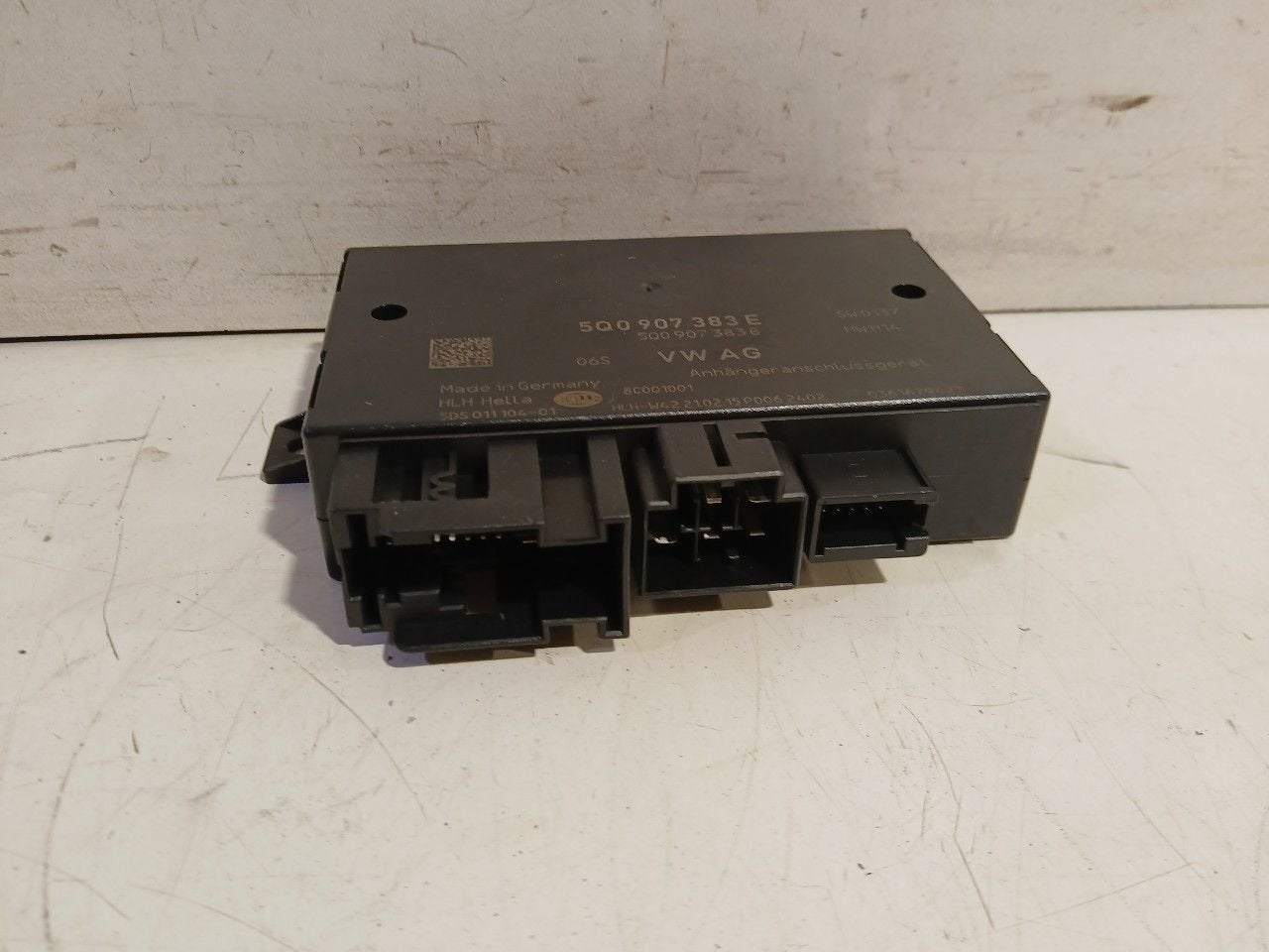 Computer trekhaak Volkswagen Passat, Auto-onderdelen, Onderdelen@venauto.nl, Van der Ven Autorecycling B.V., Gebruikt, Ettenseweg 76, 4706 PB Roosendaal, The Netherlands