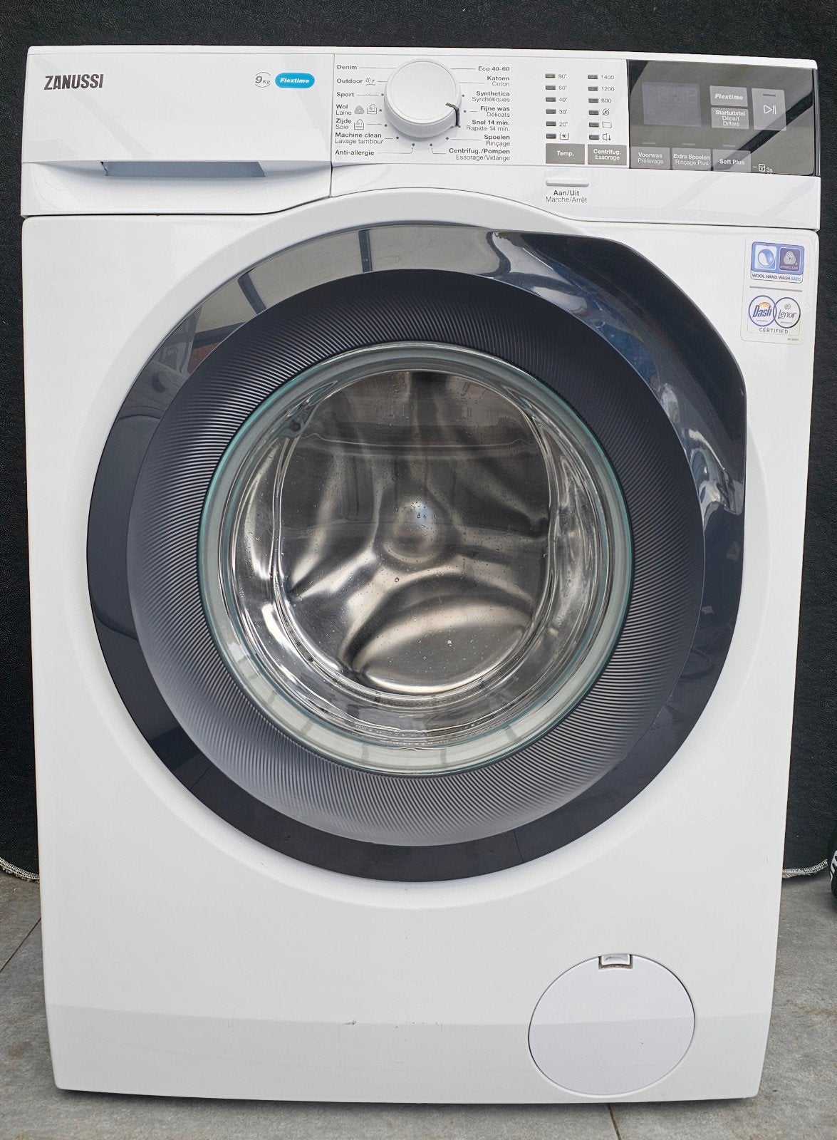 Zanussi wasmachine 9Kg A++ In heel goede staat, Elektronische apparatuur, Wasmachines, Ophalen, 8 tot 10 kg, Zo goed als nieuw