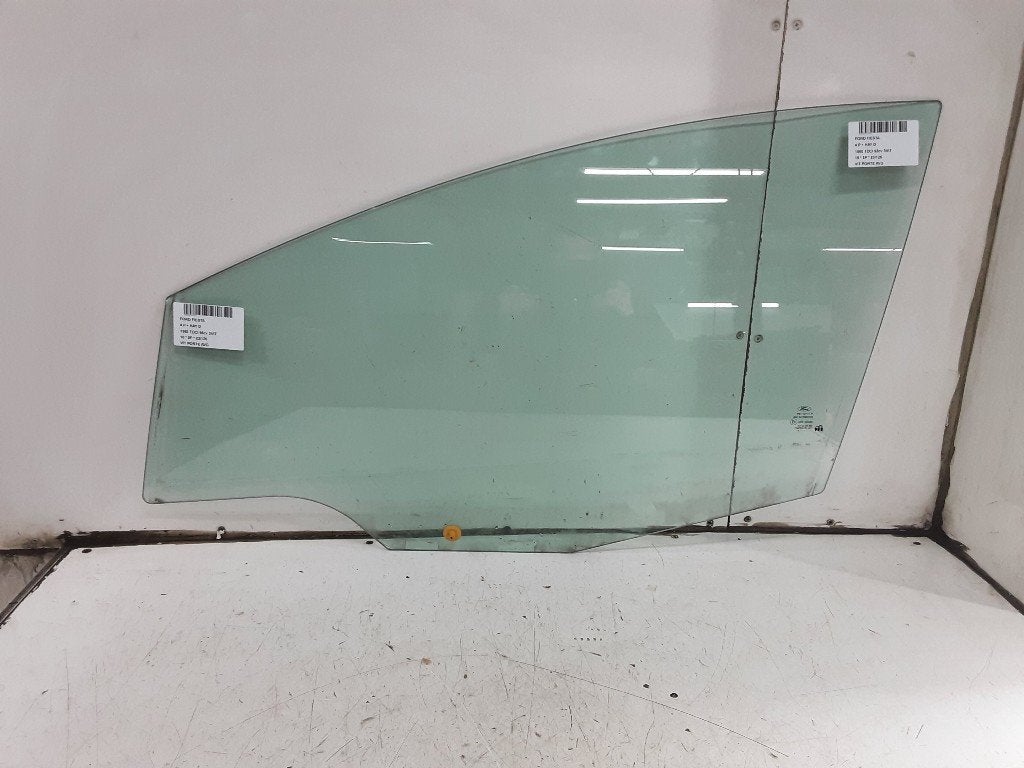 PORTIERRUIT LINKS VOOR Ford Fiesta 6 (JA8) (01-2008/01-2018), Gebruikt, Mevr. I. Hauben, Ford, Rue de l'Espoir 34 34
4030  GRIVEGNÉE, BE