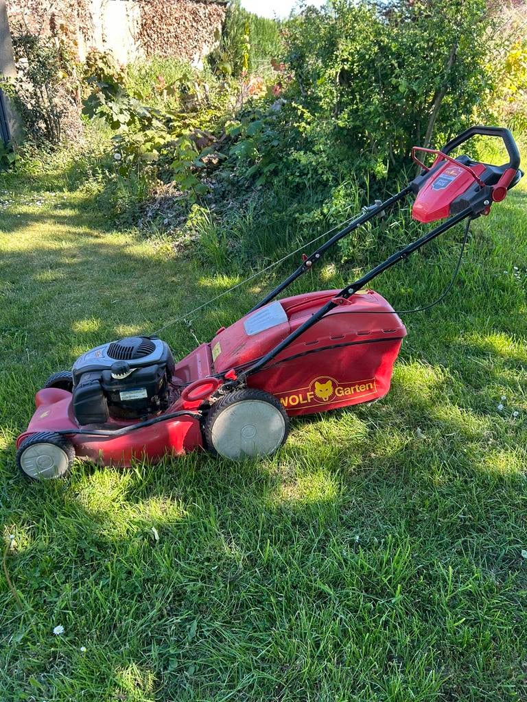 Wolf Garten grasmaaier benzine zelftrekker, Ophalen, Gebruikt, Benzine-grasmaaier, Opvangzak