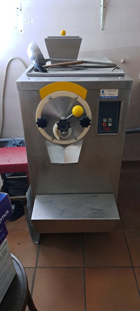 Ijsmachine, Elektronische apparatuur, Ophalen