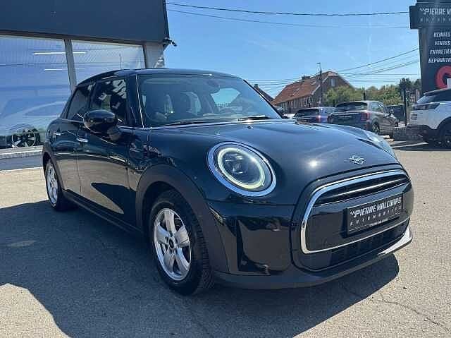 MINI Cooper 1.5 AUTO. 5 PORTES / AIRCO / LED / PDC /, Auto's, Automaat, Euro 6, Overige brandstoffen, Zwart