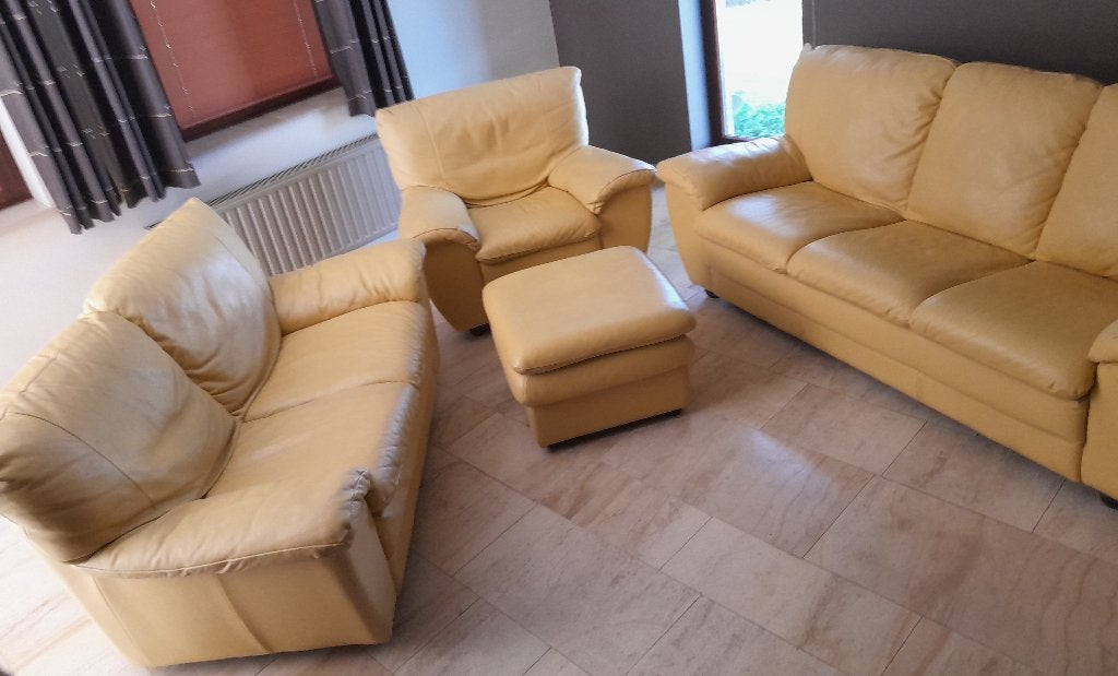 Salon cuir vachette jaune 3 + 2 + 1 + repose pieds, 75 à 100 cm, Cuir vachettre, Enlèvement, Utilisé