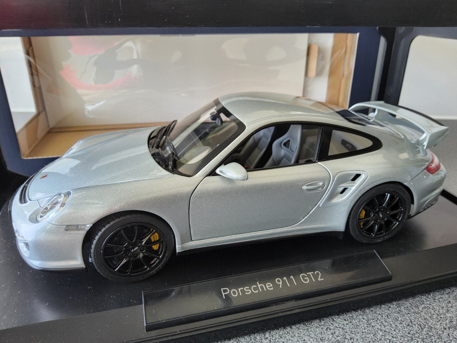 Porsche 911 GT2 2007., Hobby & Loisirs créatifs, Voitures miniatures | 1:18, Enlèvement ou Envoi, Norev