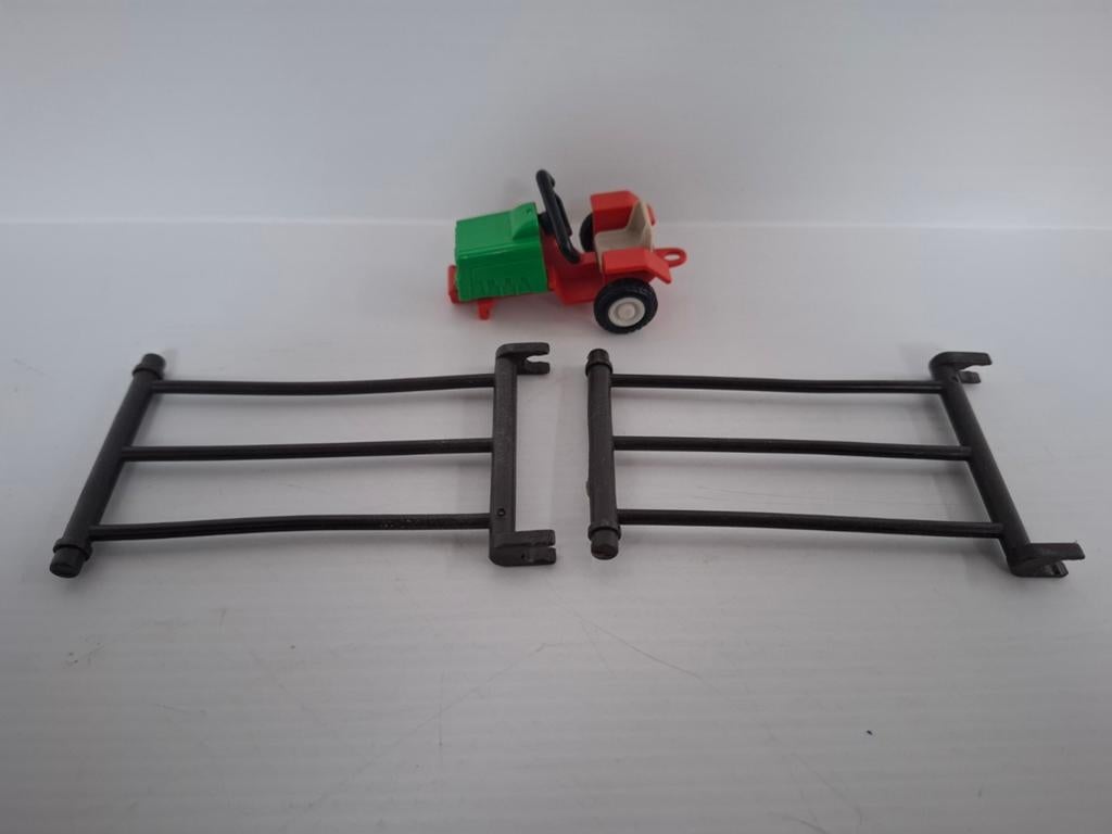 Vintage Playmobil onderdelen hekken tractor voor kinderen, Kinderen en Baby's, Speelgoed | Playmobil, Ophalen of Verzenden, Gebruikt
