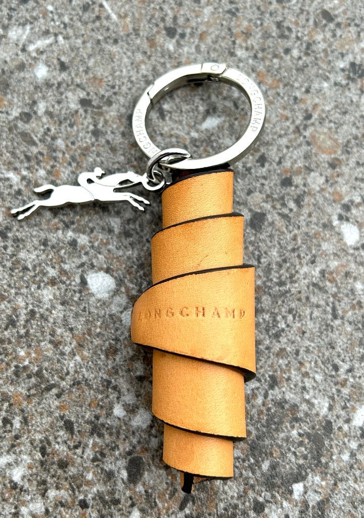 sleutelhanger leder Longchamp croissant, Handtassen en Accessoires, Portemonnees, Leder, Ophalen of Verzenden