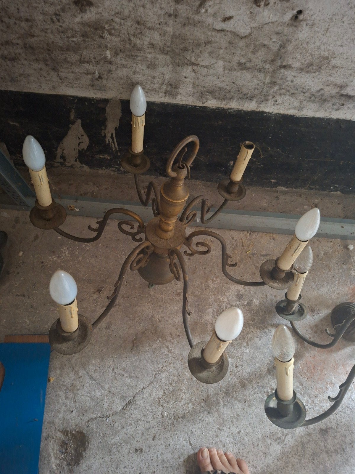 anciens lustres a vendre par deux, Maison & Meubles, Enlèvement, Utilisé, Métal, E14 (petit)