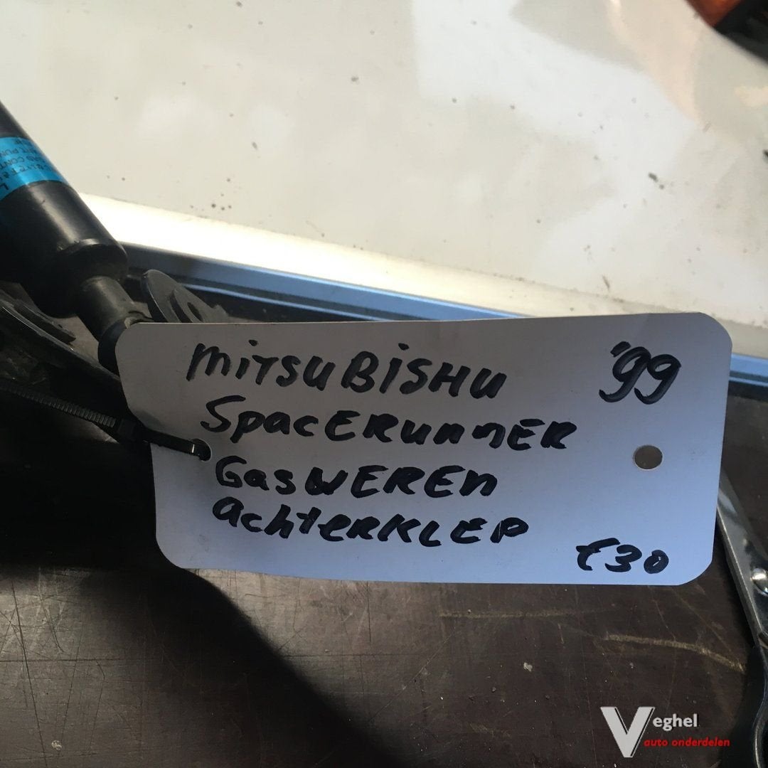 Mitsubishi Spacerunner 1999 Gasveren set achterklep, Gebruikt, -, -, Ophalen of Verzenden