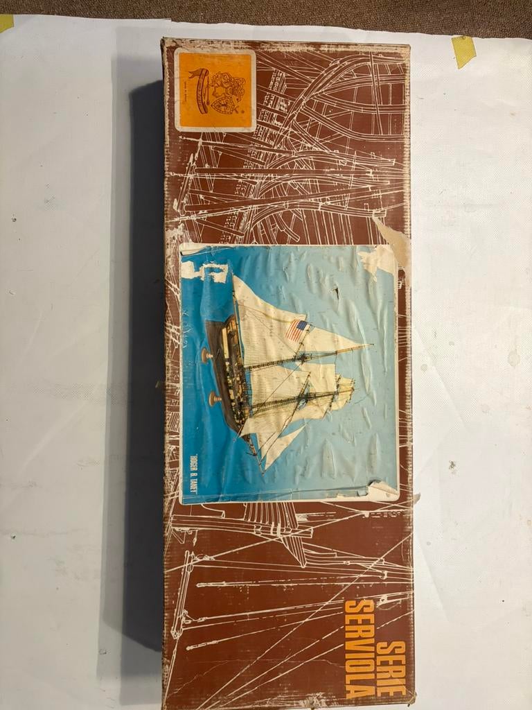 2bouwdozen  1halioen  1 visserboot, Hobby en Vrije tijd, Modelbouw | Boten en Schepen, Ophalen
