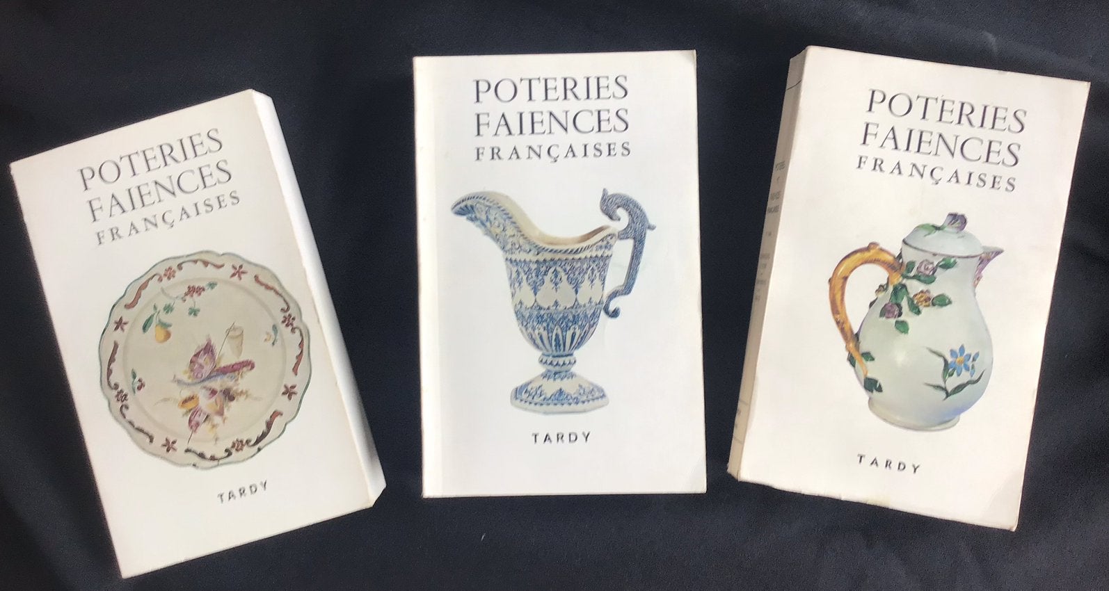 Poteries Faïences Françaises en 3 volumes, Envoi