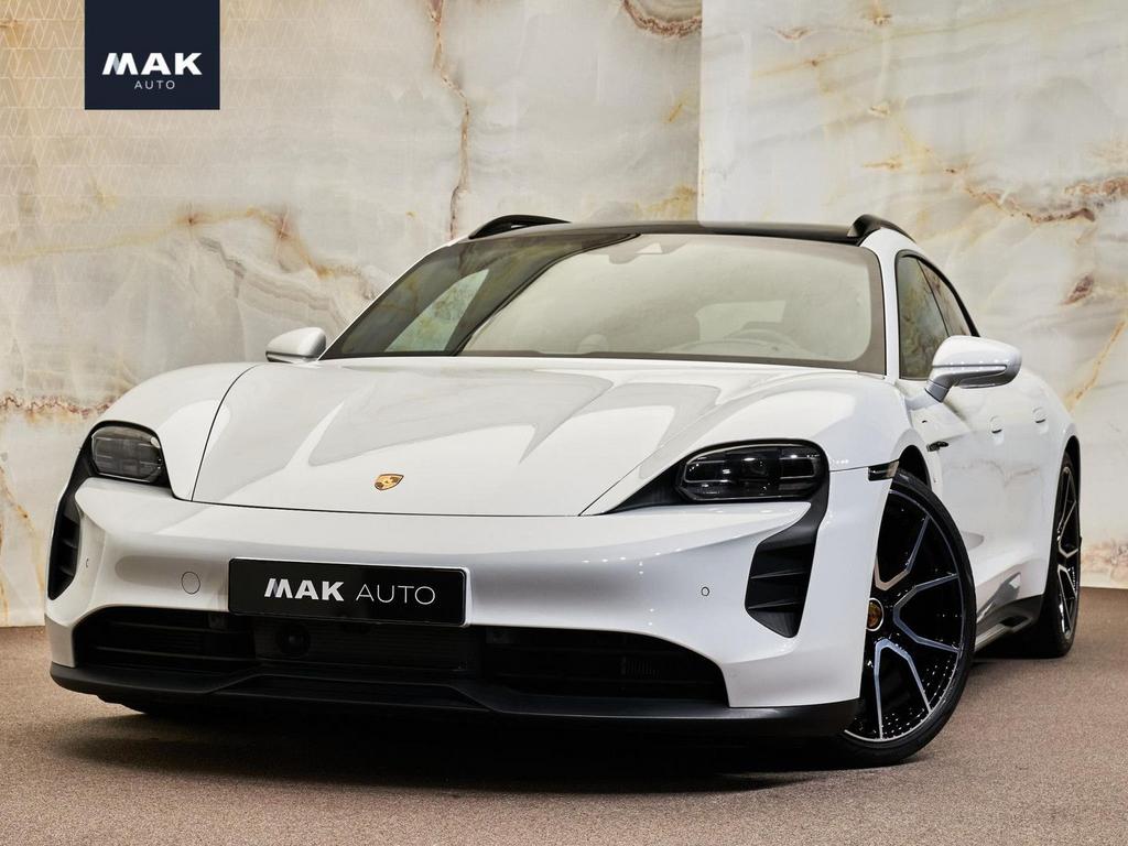 Porsche Taycan Sport Turismo, NL-auto, pano, PASM, performan, Automaat, Zwart, Wit, Break