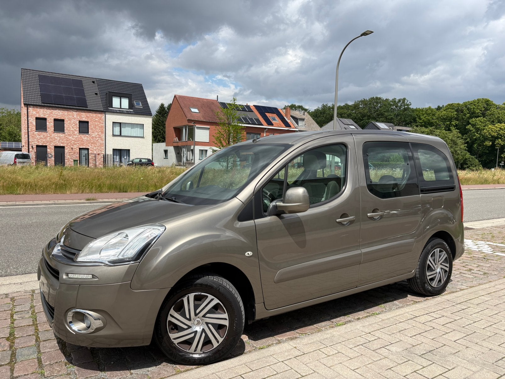 Citroen Berlingo | 12 M Garantie | 111 Dkm | Benzine | 2013|, Achat, Entreprise, Boîte manuelle, Noir