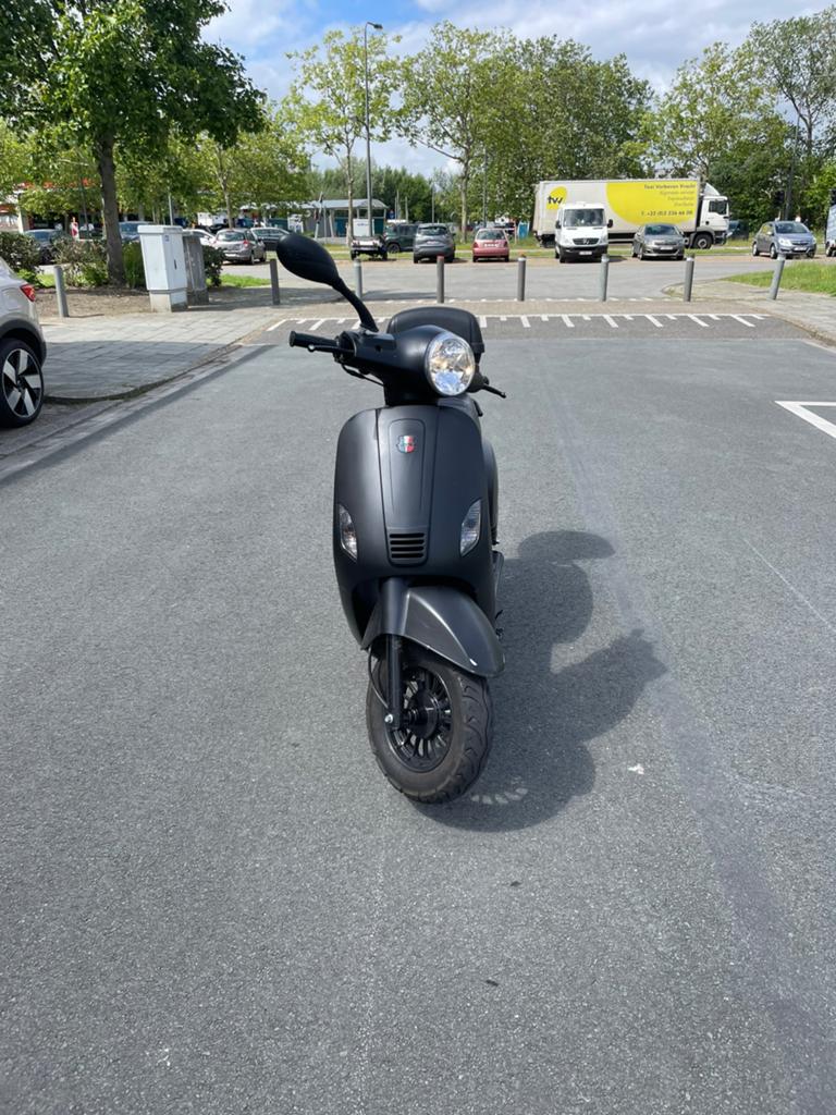 GTS toscana pure, Vélos & Vélomoteurs, Vélomoteurs & Scooters bridés, Comme neuf, Piaggio, Enlèvement