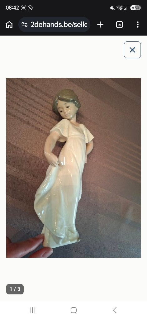Beeldje  nao by Lladro, Verzamelen, Beelden en Beeldjes, Ophalen, Zo goed als nieuw, Overige typen