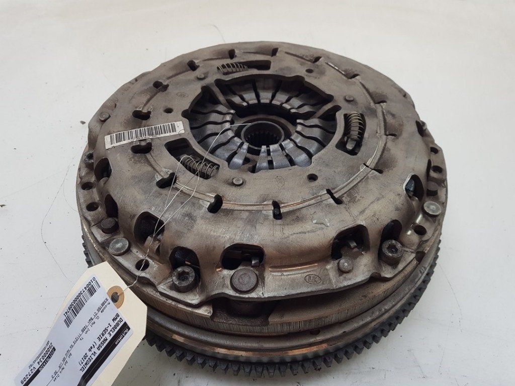 VLIEGWIEL DUBBELE MASSA BMW 1 serie (F20) (01-2010/06-2019), Gebruikt, BMW