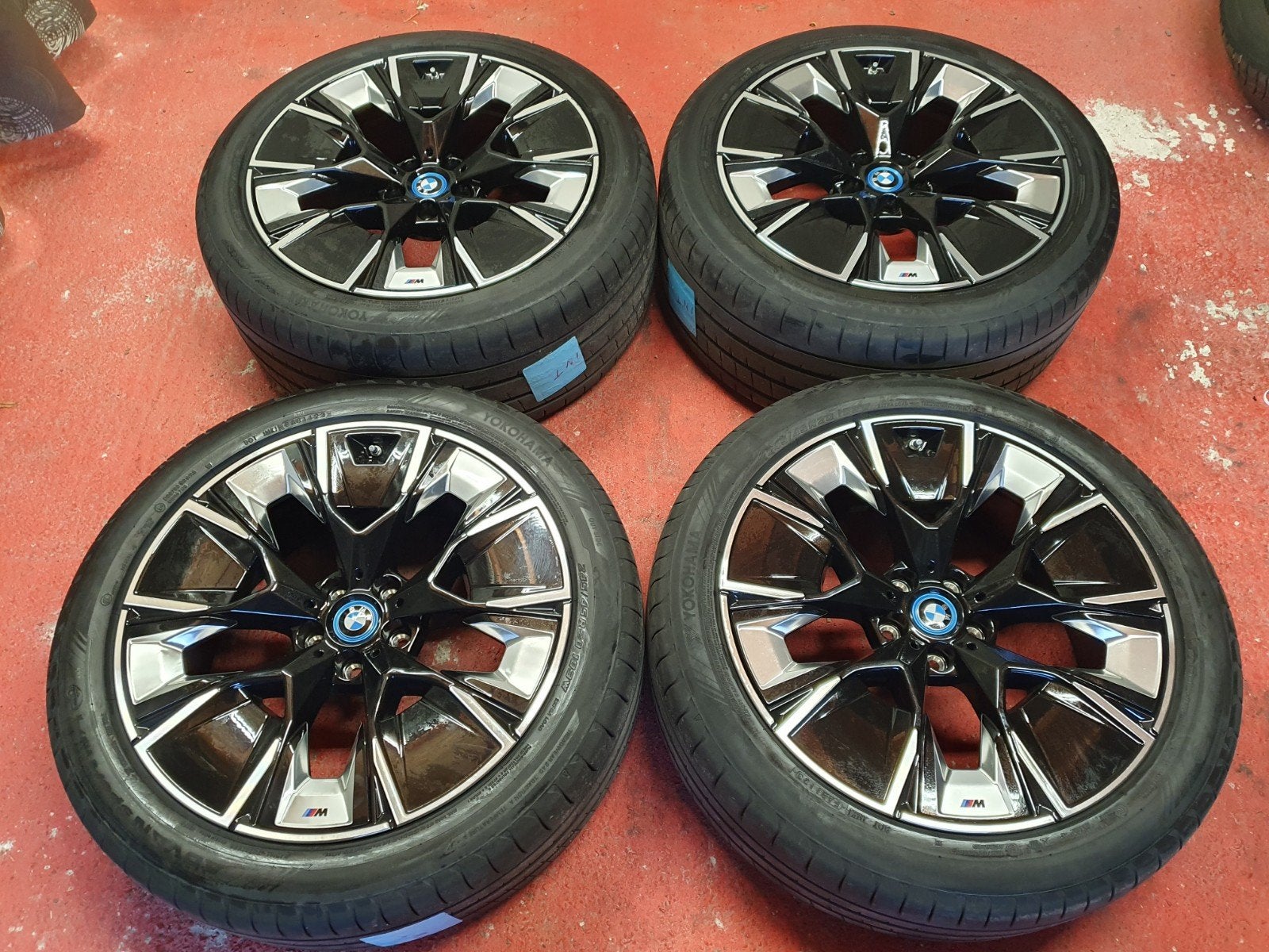 Originele BMW velgen 20" Pack M 890M 890M iX3 G08 X3 G01 X4, Auto-onderdelen, Banden en Velgen, Banden en Velgen, Zomerbanden
