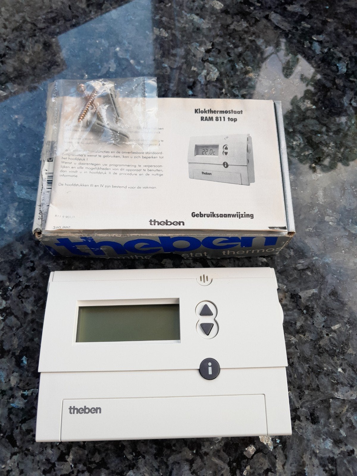 klokthermostaat theben Ramses 811 top, Bricolage & Construction, Enlèvement ou Envoi