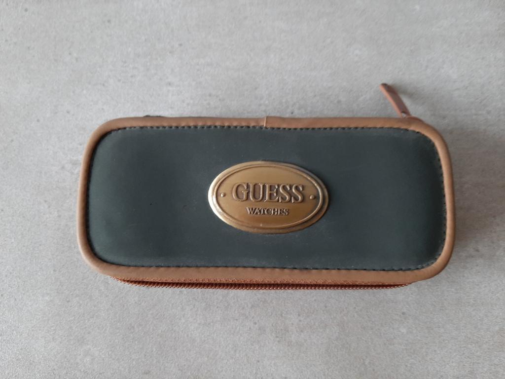 Horloge vinted opbergtasje Guess + garantieboekje, Ophalen