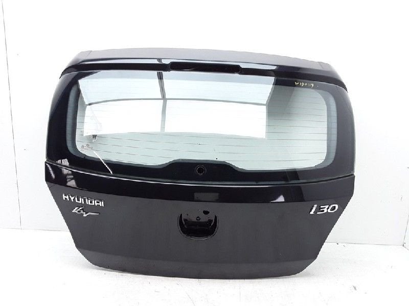 HAYON ARRIÈRE / MALLE i30 (FD) (|737002L010|737002L011|), Hyundai Motor Deutschland GmbH, Haillon arrière, Kaiserleipromenade 5
63067  Offenbach am Main, DE