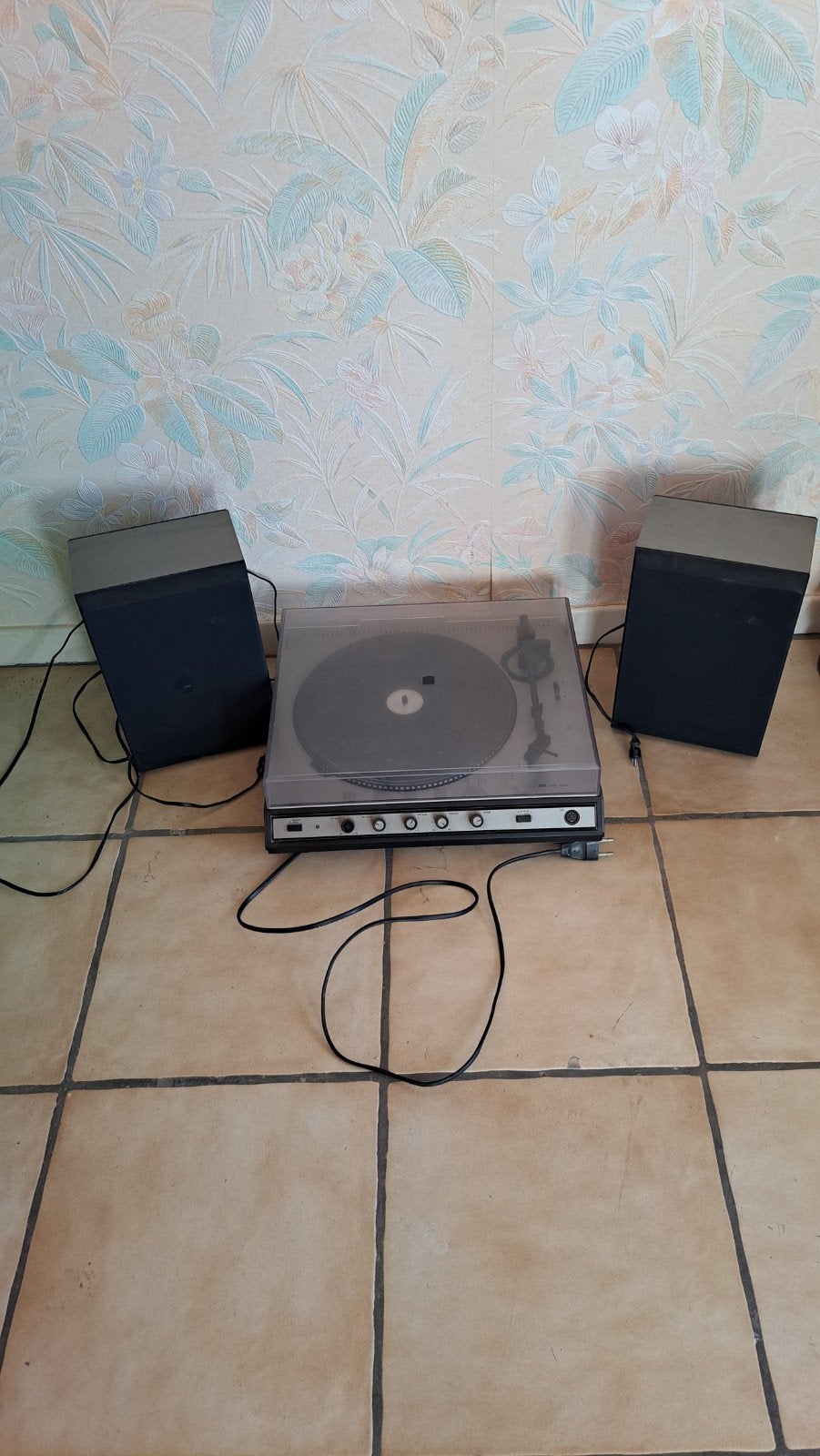 Tourne-disque vintage Audio Sonic AS 5010 avec enceintes, Enlèvement