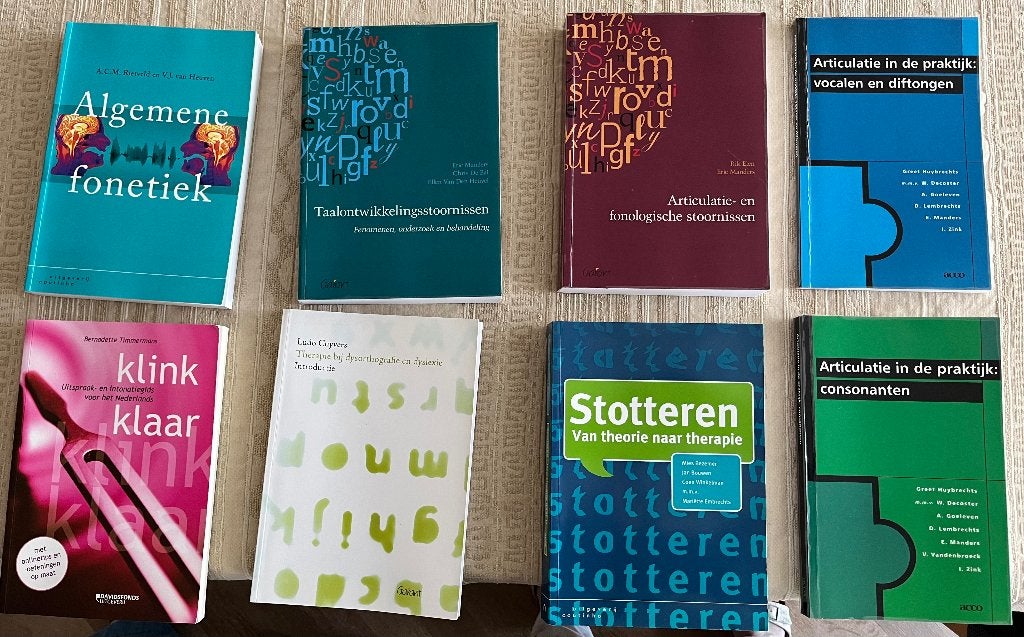 Handboeken Logopedie, Ophalen, Zo goed als nieuw, Hoger Onderwijs, Diverse auteurs