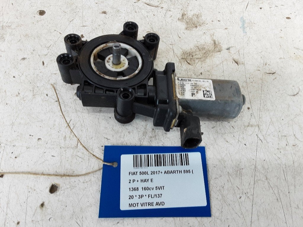 MOTOR RAAMMECHANIEK RECHTS VOOR 500 / 595 / 695 (52089869), Auto-onderdelen, Taurusavenue 1
2132 LS  Hoofddorp, NL, Webaccessibility@stellantis.com