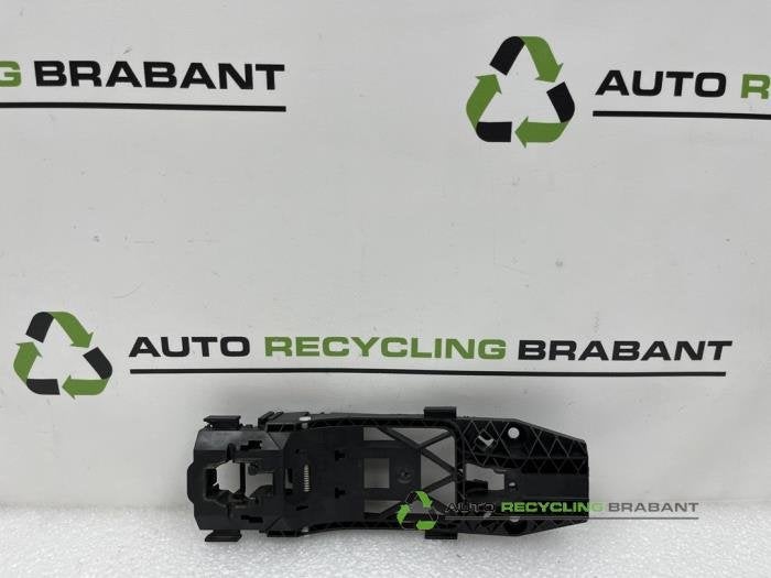 Poignée portière 4portes avant droite d'un Volkswagen Tigu, -, 3 mois de garantie, Utilisé, -