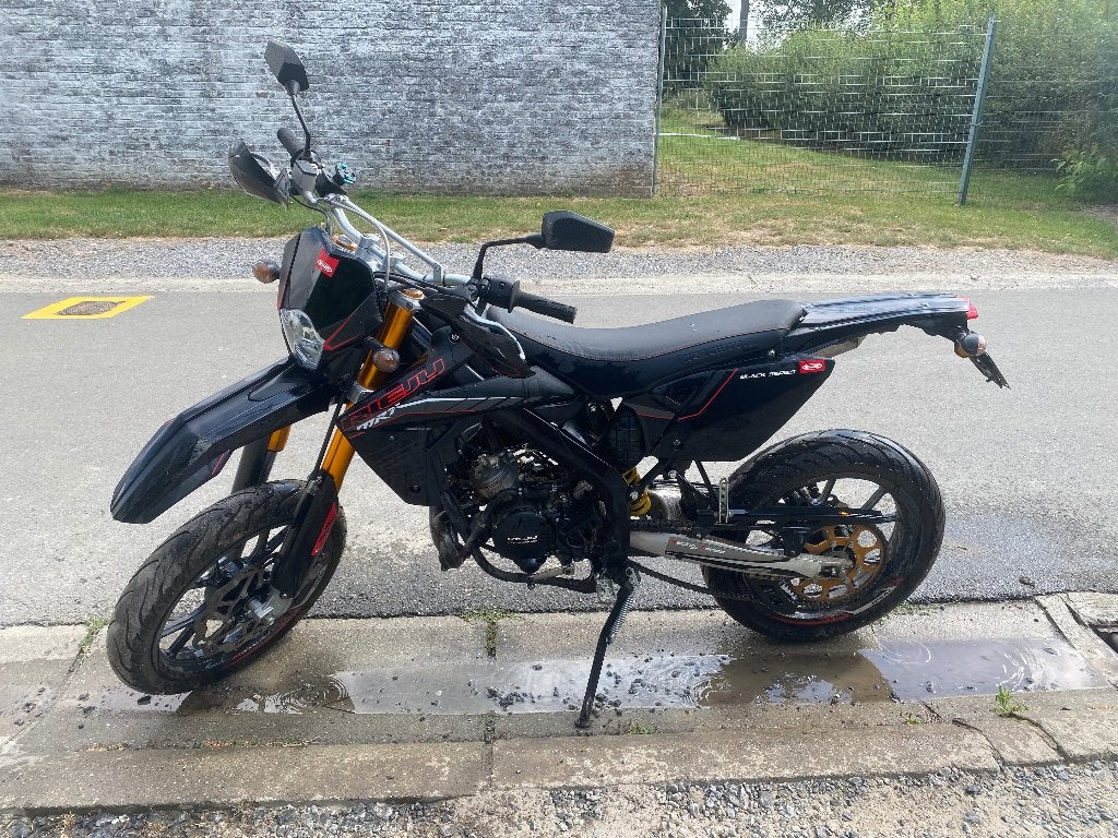 Rieju MRT SM 50 Pro Euro 4 — Black Series — 3 468 km, Motos, Motos | Marques Autre, Rieju, Occasion, Jusqu'à 11 kW, Particulier