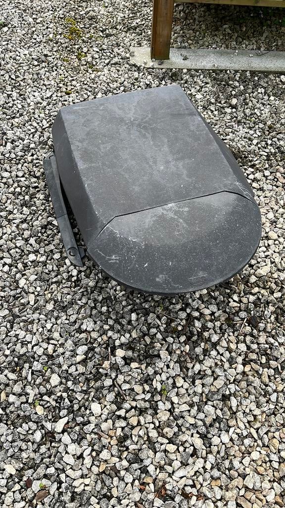Huisje voor grasrobot, Tuin en Terras, Ophalen, Gebruikt