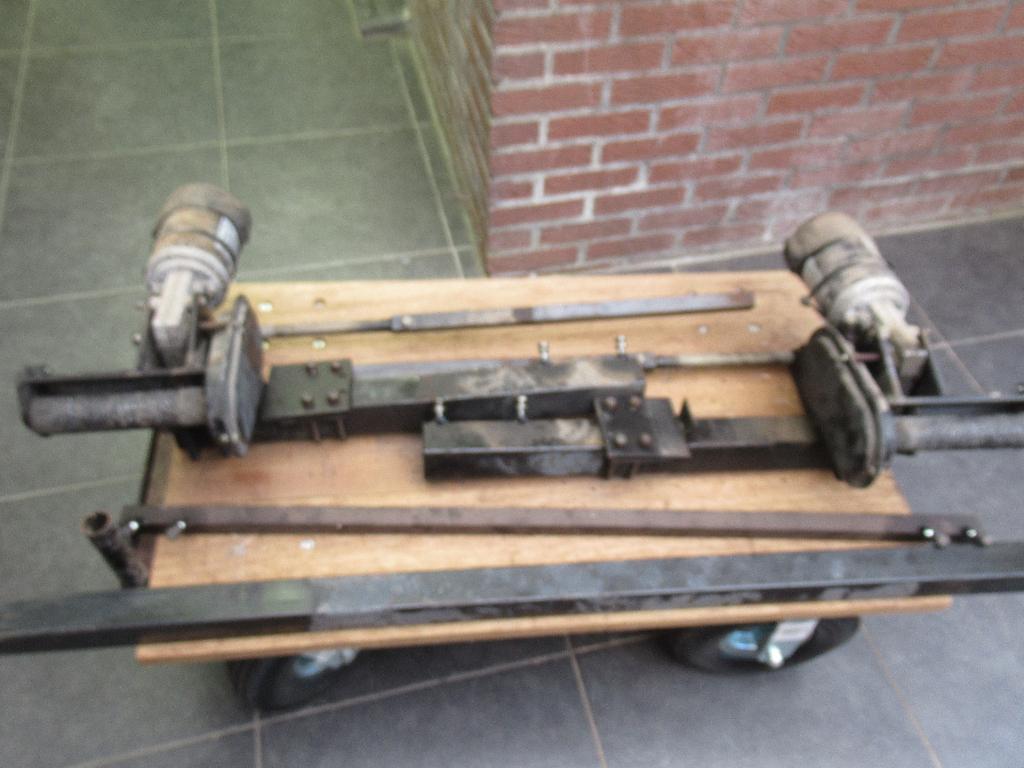 Enkelas Mover, Ophalen, Gebruikt