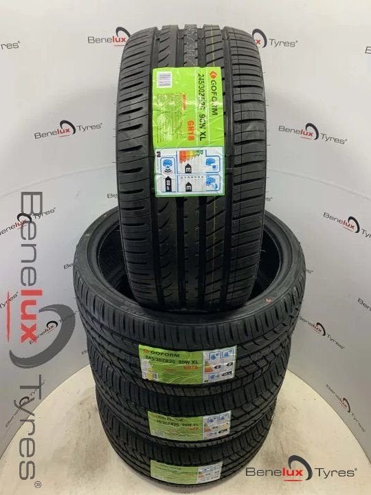 NIEUW 245/30ZR20 245/30R20 245/30 ZR20 R20 245/30/20 2453020, Neuf, 245 mm, -, Véhicule de tourisme