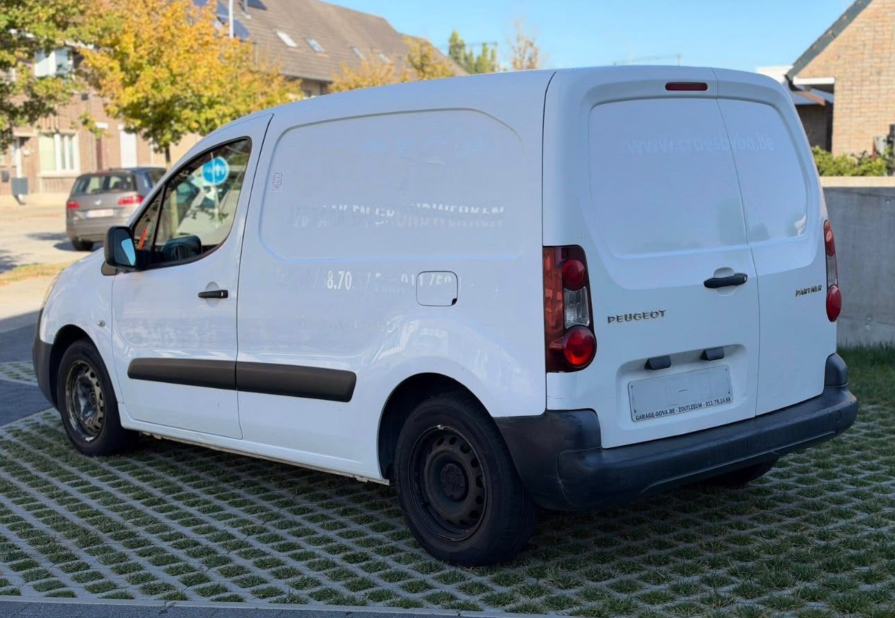 PEUGEOT PARTNER / FACELIFT! / LICHTE VRACHT! / EURO 6b!, Auto's, Voorwielaandrijving, Dealer onderhouden, Stof, Electronic Stability Program (ESP)