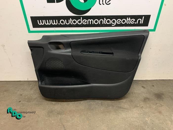 Portierbekleding 4Deurs rechts-voor van een Peugeot 207 (207, Gebruikt, -, -, Ophalen of Verzenden