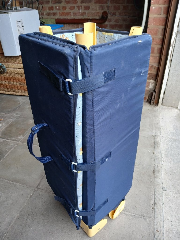 Lit de voyage, Enlèvement, Utilisé, Lit
