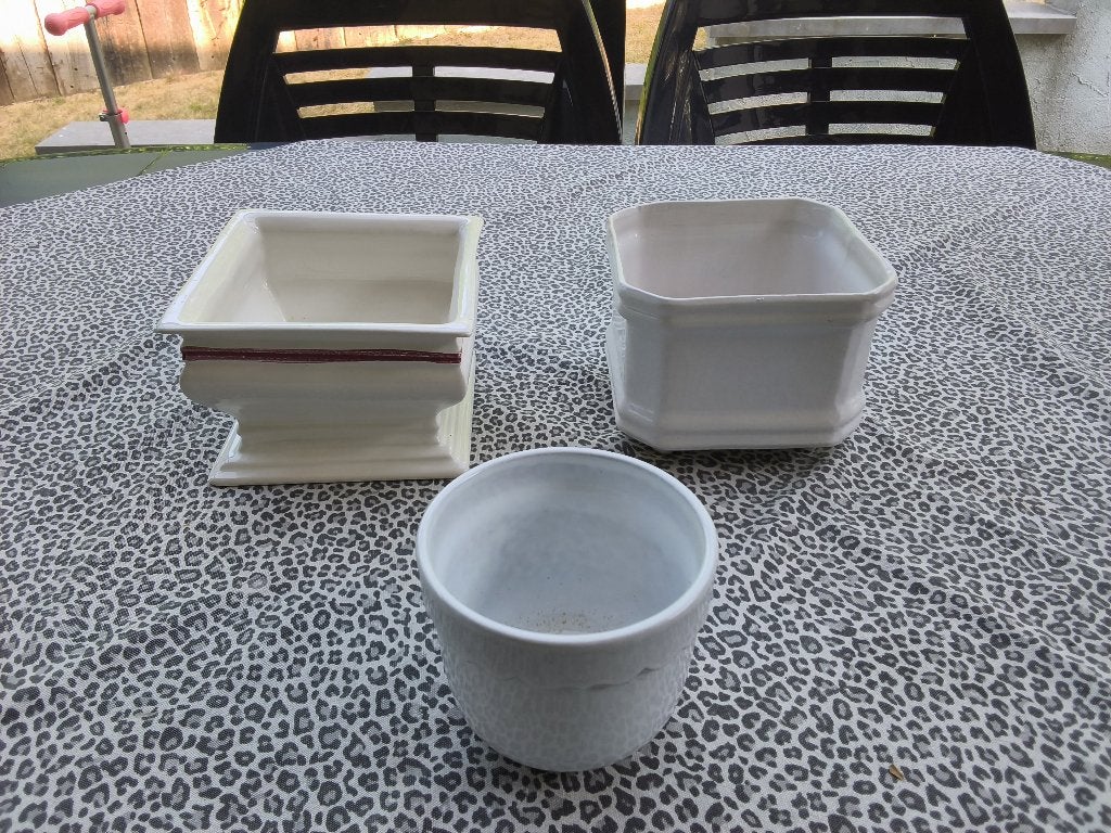 Anciens cache-pots en céramique blanche émaillée, Maison & Meubles, Enlèvement ou Envoi
