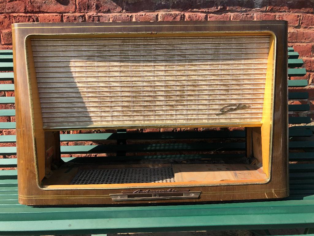 ancienne radio Saba Freiburg 9, TV, Hi-fi & Vidéo, Enlèvement, Ne fonctionne pas, Radio