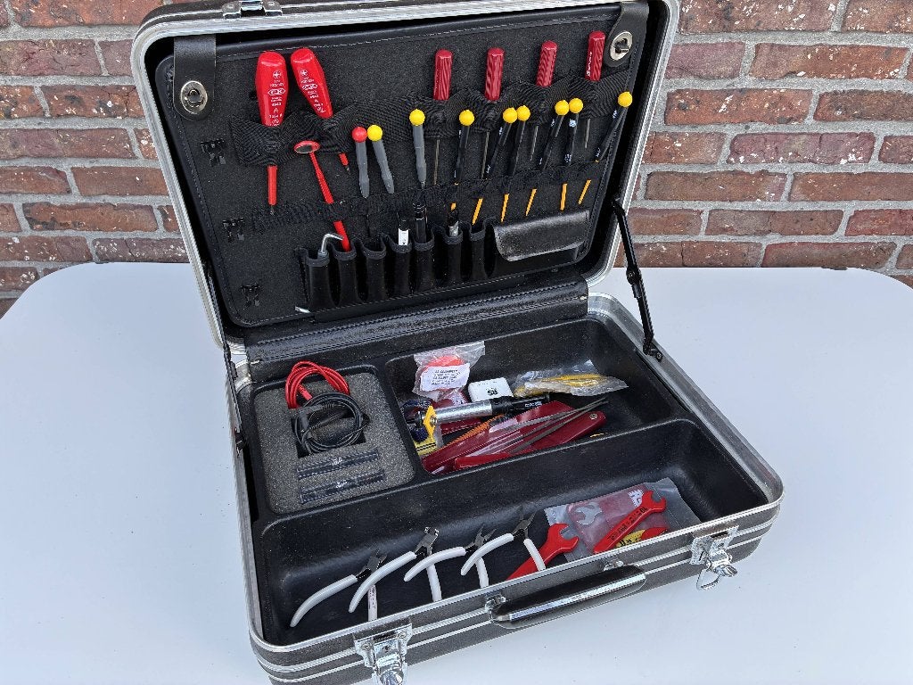 Service koffer elektra techniek elektricien electro, Ophalen, Zo goed als nieuw, Elektriciteit
