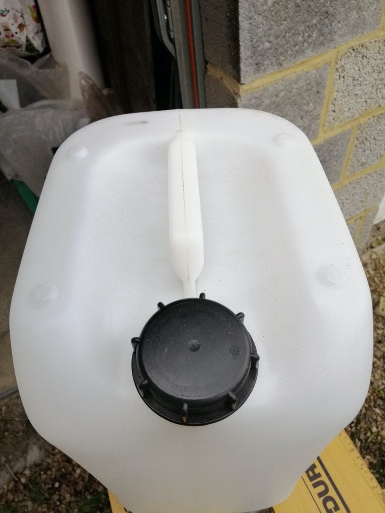 BIDONS PLASTIQUE, Enlèvement
