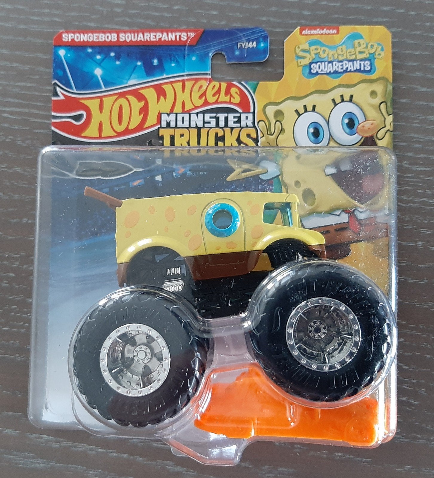 Monstertruck  hotwheels Sponge Bob, Hobby en Vrije tijd, Ophalen of Verzenden
