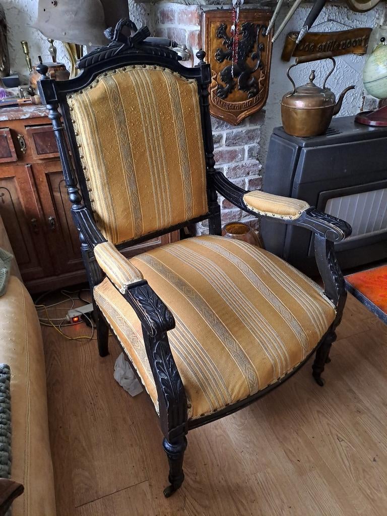 Lodewijk XVI Stoel, Ophalen