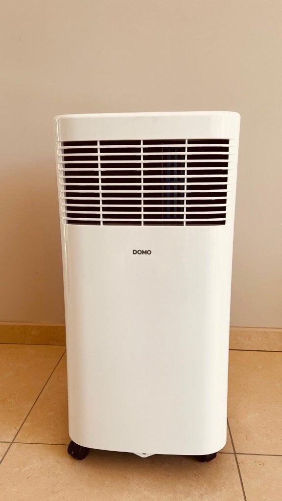 DOMO mobiele airco - nog in garantie, 60 à 100 m³, Comme neuf, Enlèvement, Télécommande