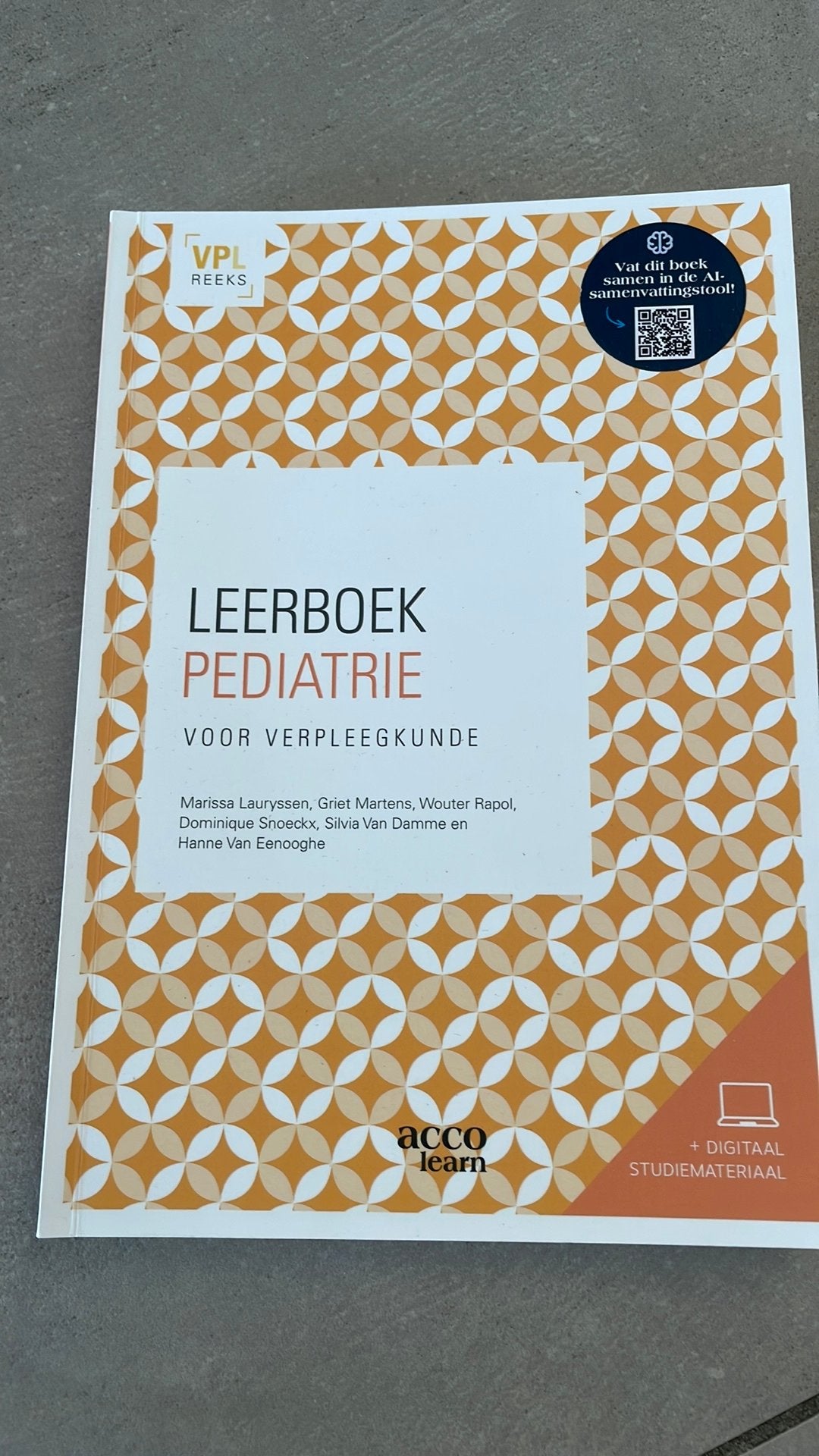Griet Martens - Leerboek pediatrie voor verpleegkundigen, Boeken, Ophalen, Griet Martens; Marissa Lauryssen; Dominique Snoeckx; Wouter R...